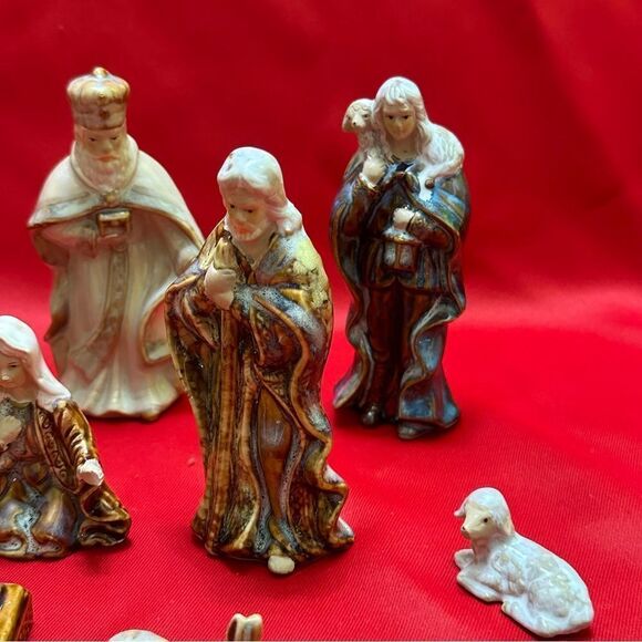 Christmas Native porcelain set - Picture 6 of 8